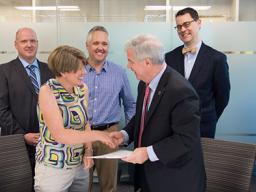 ANU signs Memo of Understanding with the International Foundation for Electoral Systems